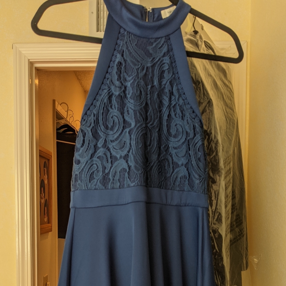High-Neck Blue Lace Cocktail Dress